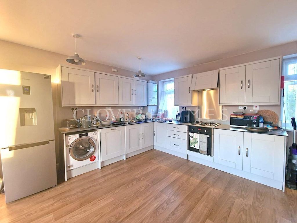 Property photo 2 of 6 S27A_Ugofu2Nnms-Sa9Clq.Jpg