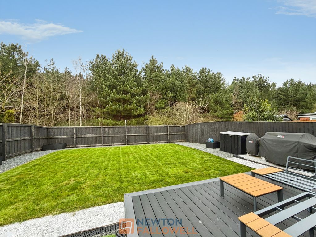 Property photo 2 of 36