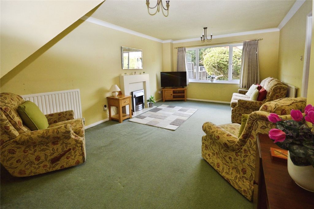 Property photo 2 of 15 Picture No. 13