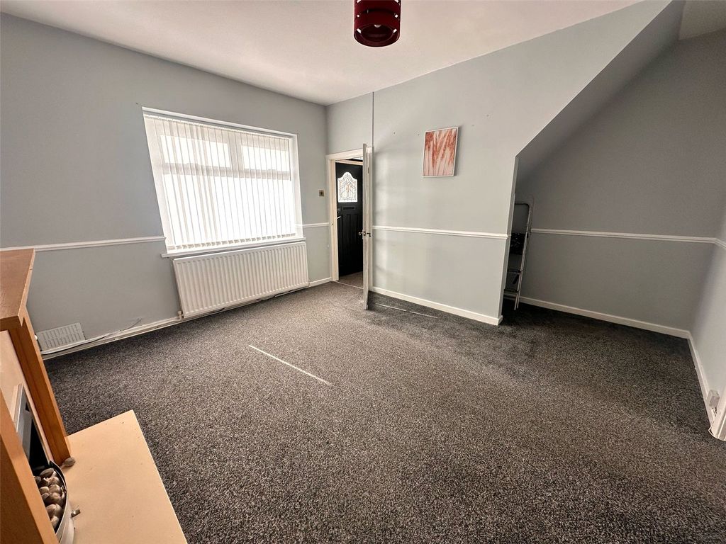 Property photo 3 of 10 Picture No. 15