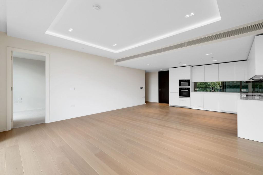 Property photo 2 of 19 Image