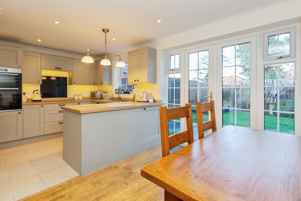 Property photo 3 of 20