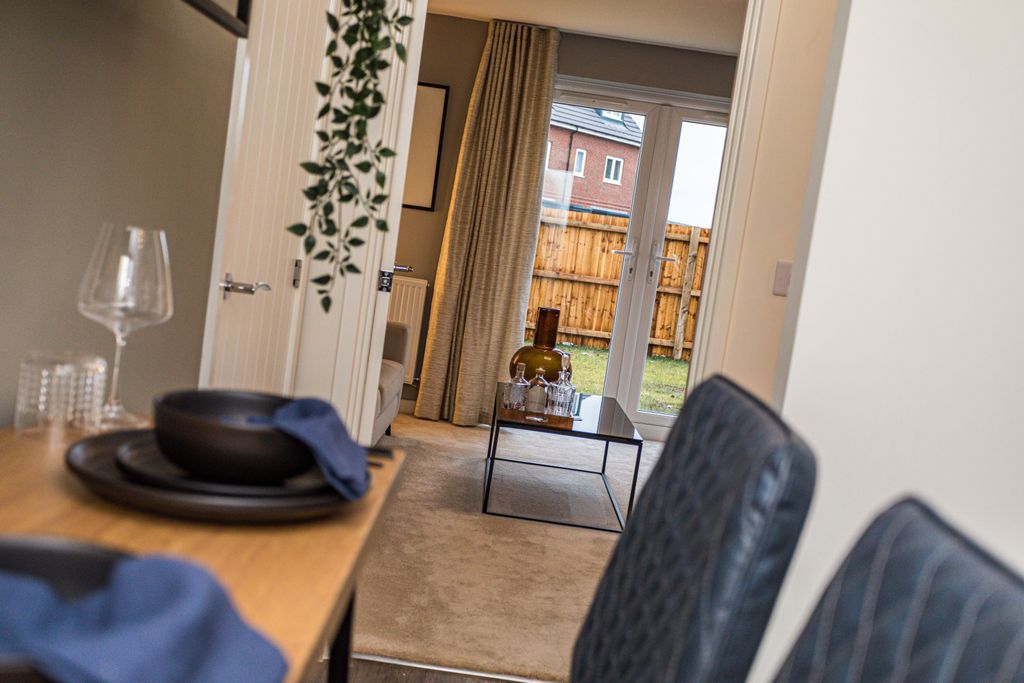 Property photo 3 of 16 Picture No. 13