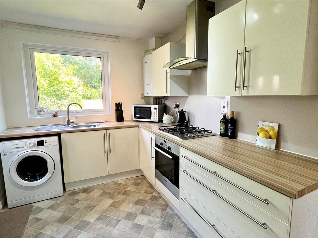 Property photo 3 of 15 Kitchen