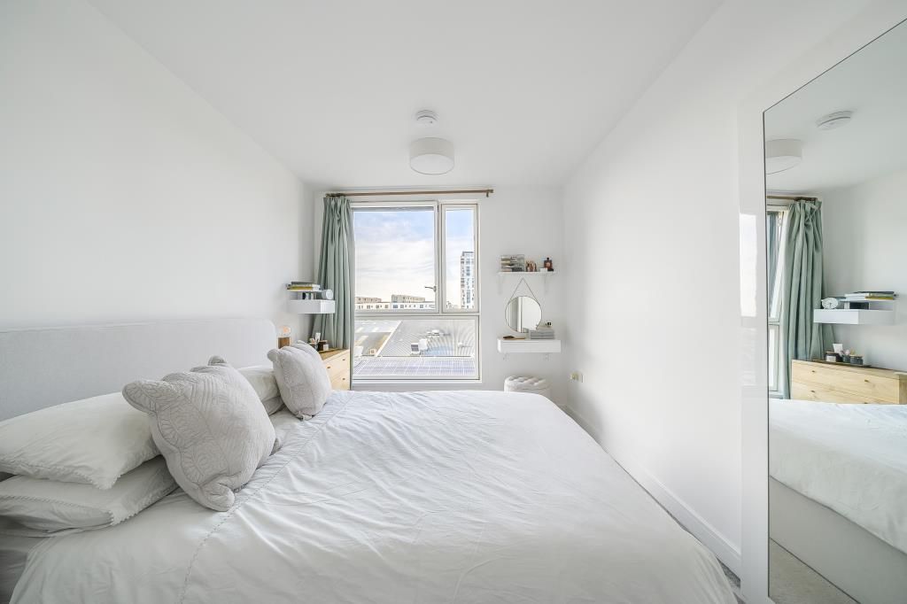 Property photo 2 of 23 Bedroom