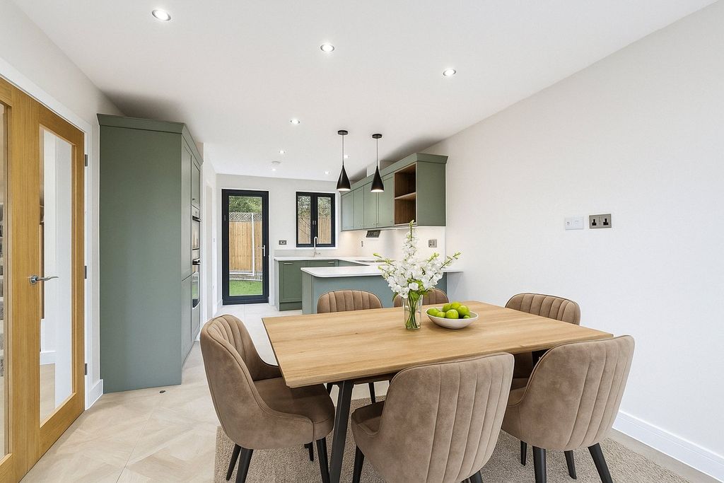 Property photo 2 of 14 * Virtually Staged