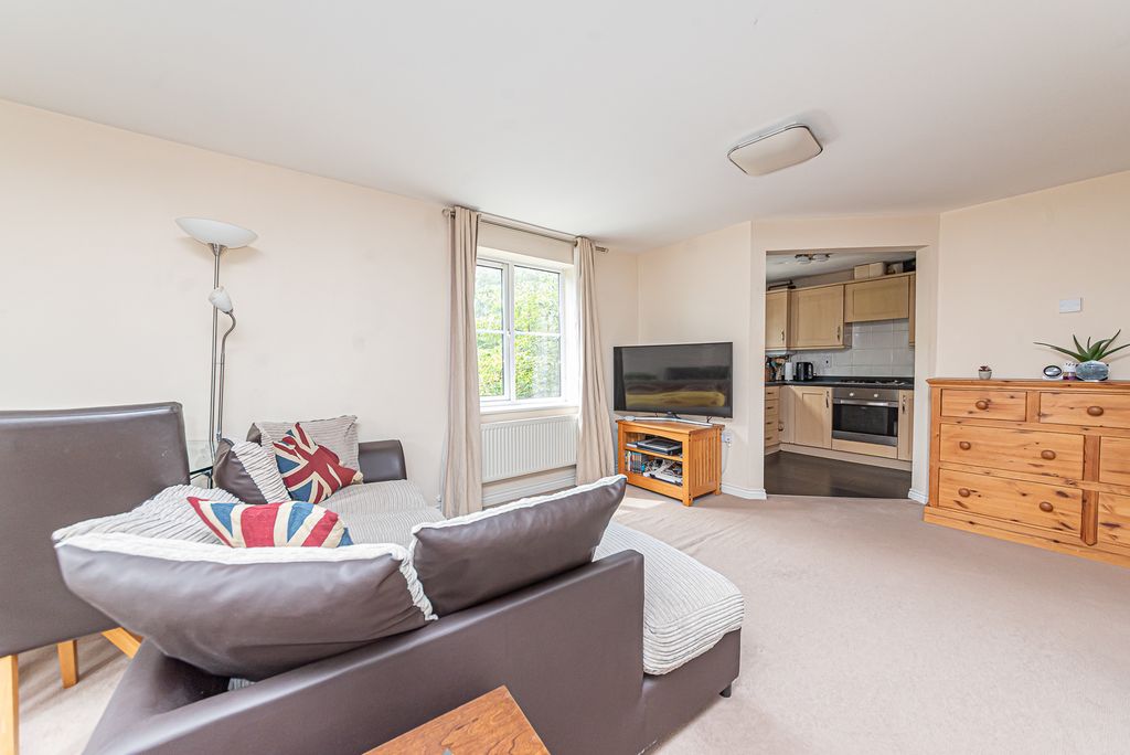 Property photo 3 of 16 14