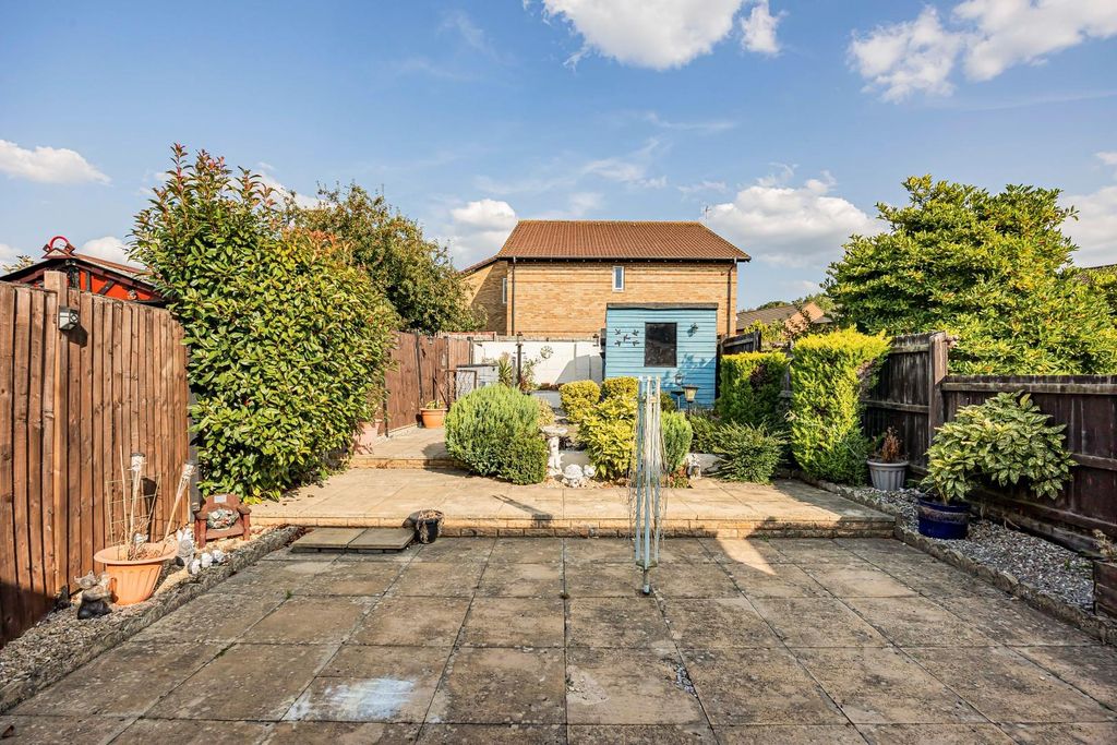 Property photo 2 of 12