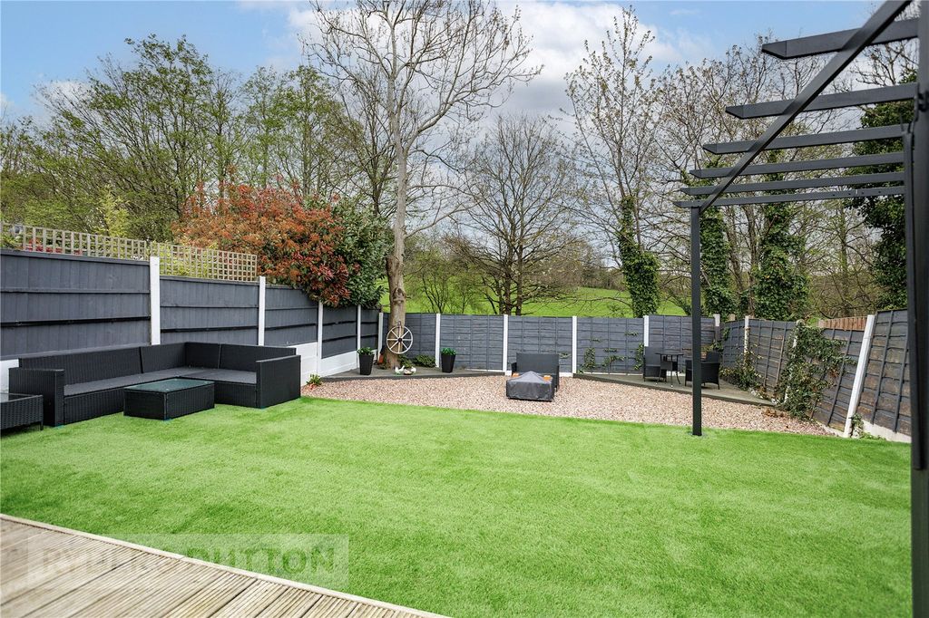 Property photo 3 of 22 External