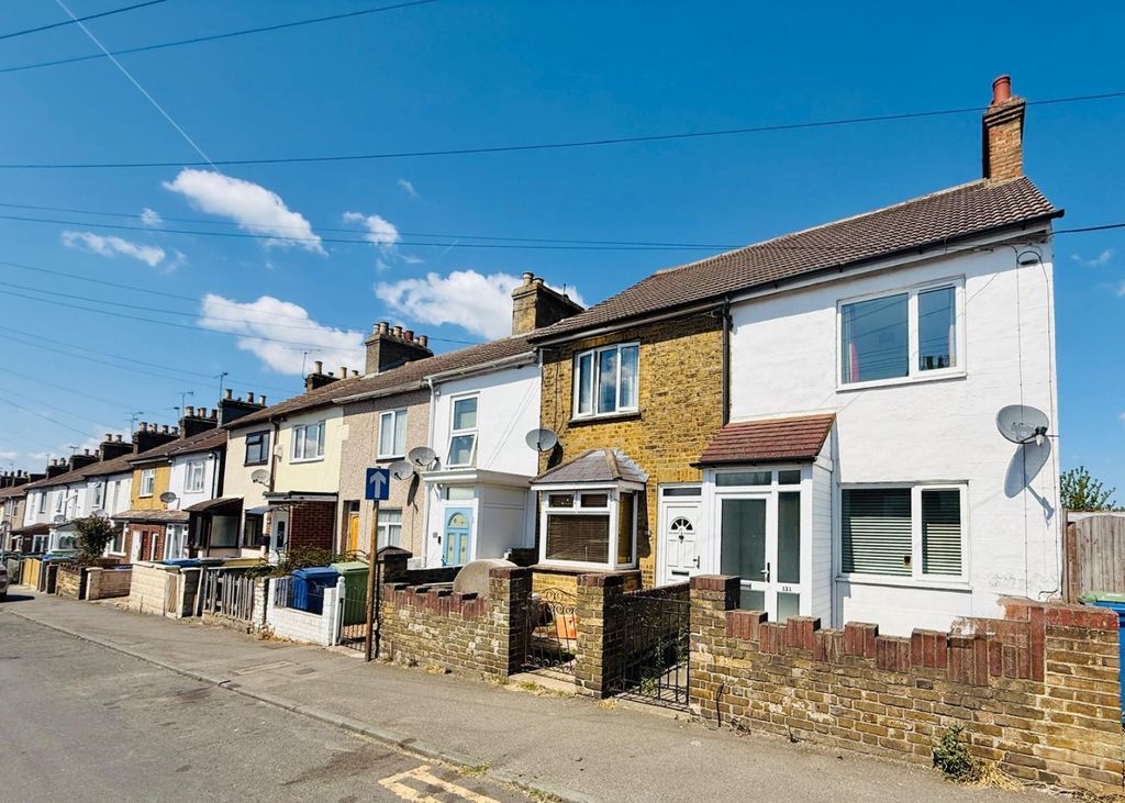 Property photo 1 of 9 4210551