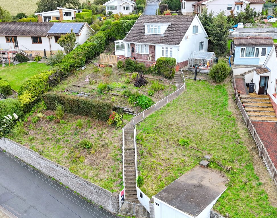 Property photo 1 of 19 1 - Picture No. 20