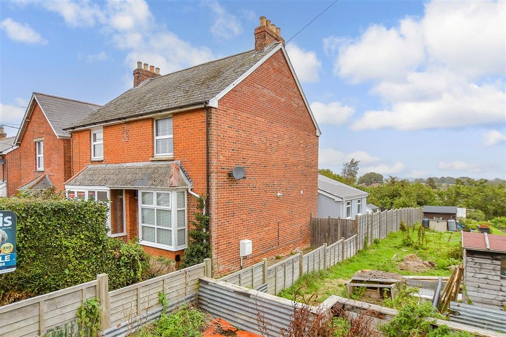 Property photo 2 of 11 External (Brochure)