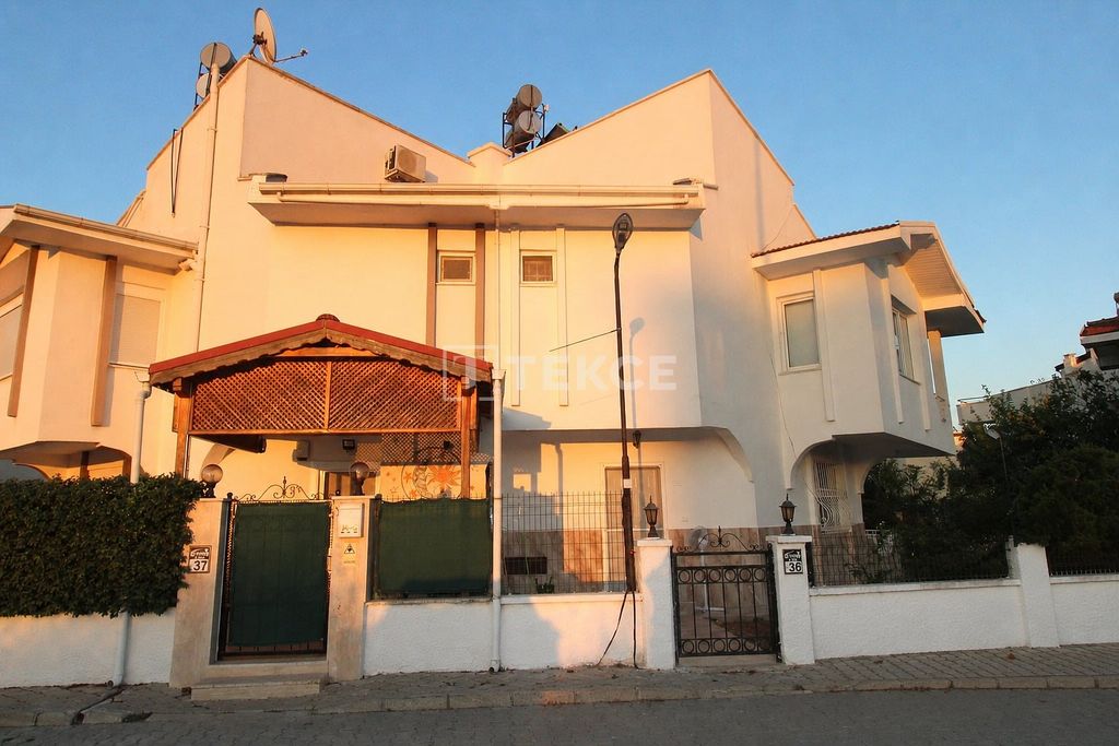 Property photo 2 of 34