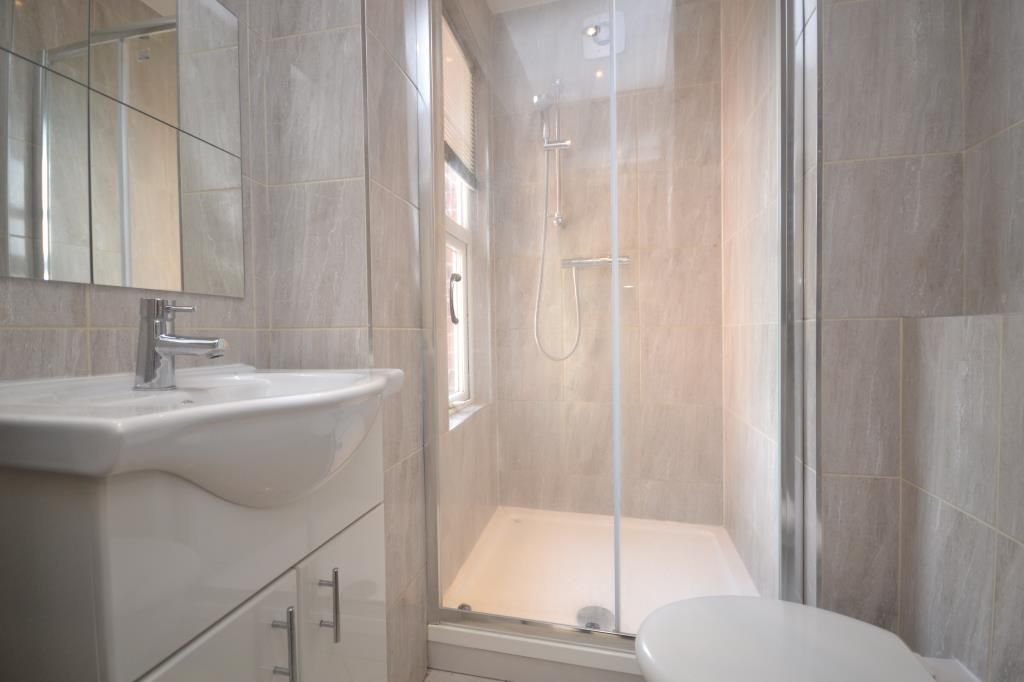 Property photo 3 of 5 Bathroom