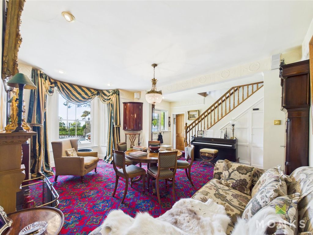 Property photo 3 of 23 Cam01348G0-Pr0661-Still008.Jpg