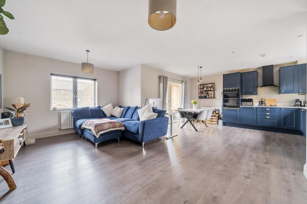 Property photo 2 of 11 Open Plan