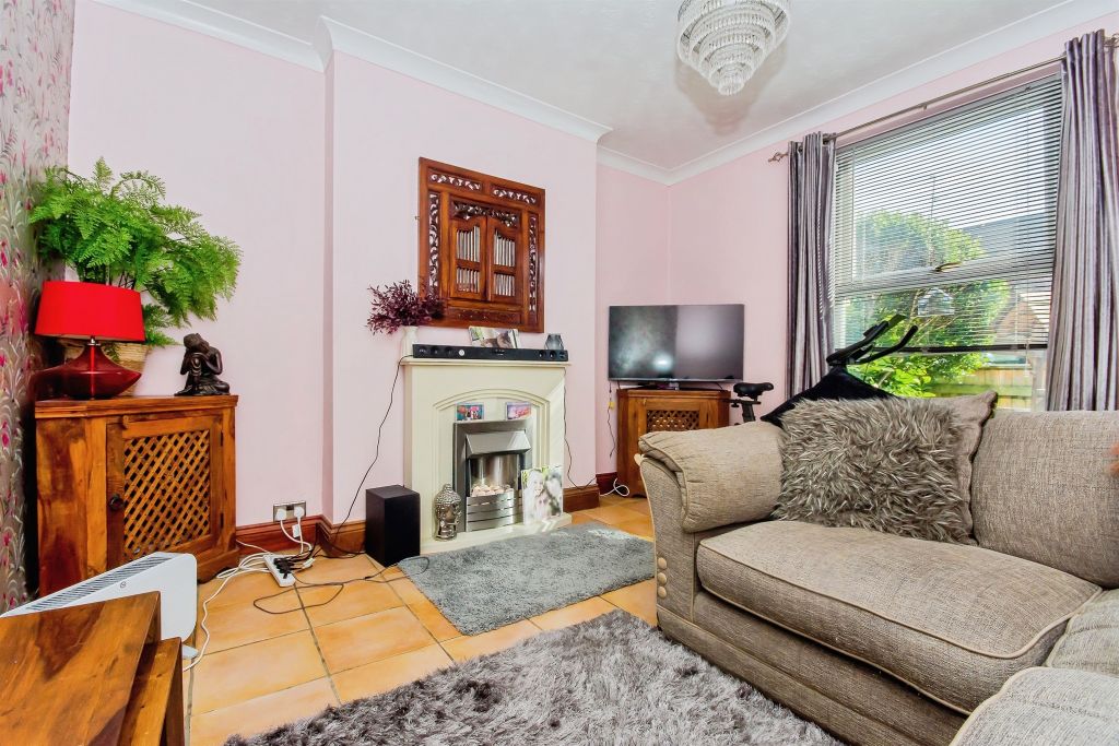 Property photo 3 of 17