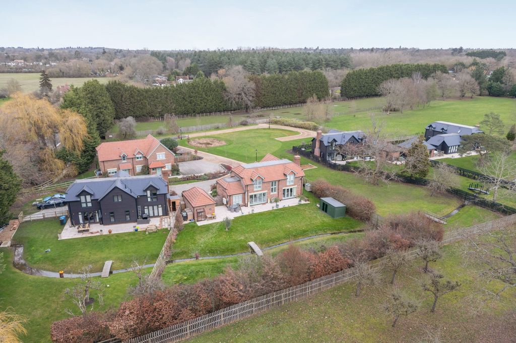 Property photo 2 of 16