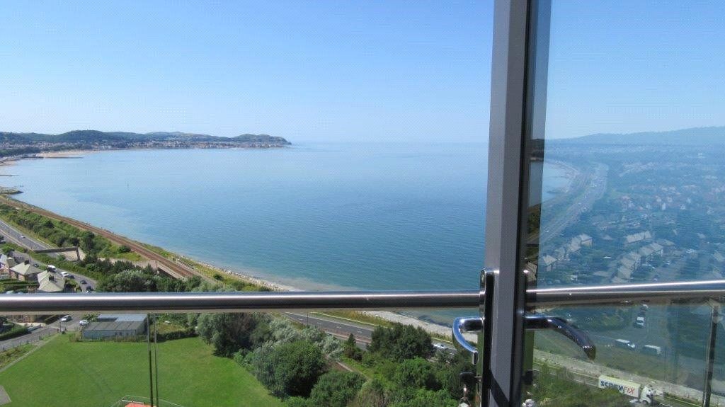 Property photo 1 of 36 Picture No. 21