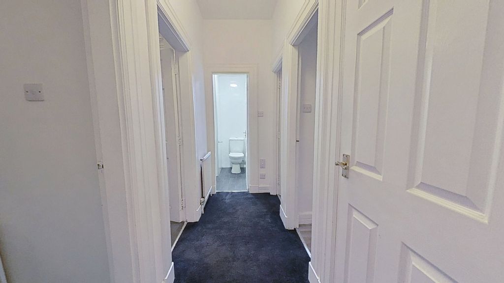 Property photo 3 of 12 Picture No. 14