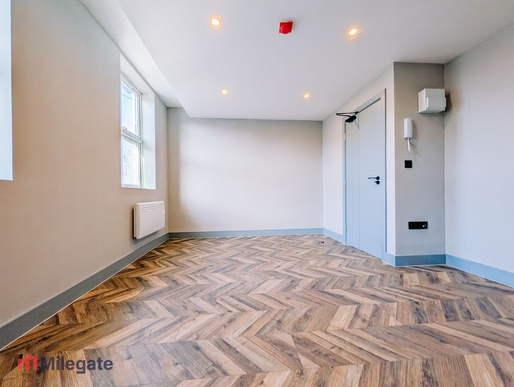 Property photo 2 of 7 Photo 2