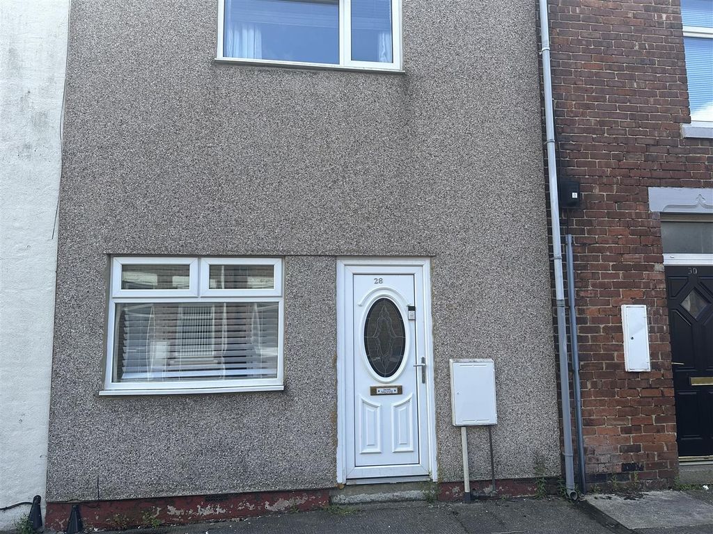 Property photo 1 of 8 28 Tenth .Jpg