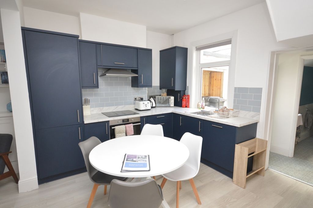 Property photo 3 of 16 Picture No. 34