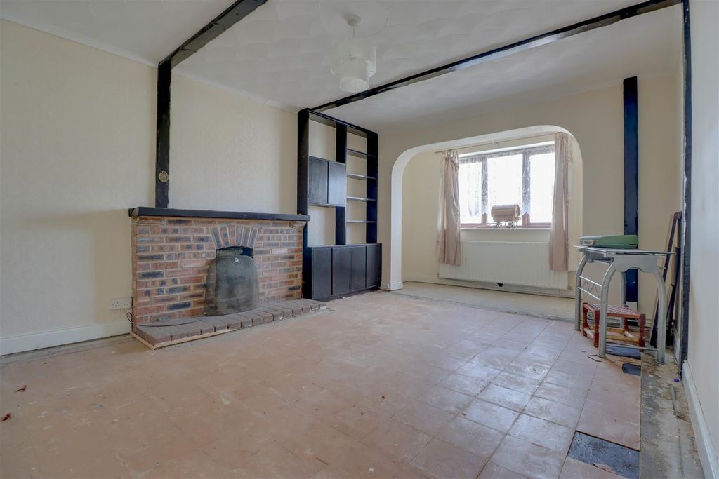 Property photo 2 of 17 23 Grange Avenue-2.Jpg