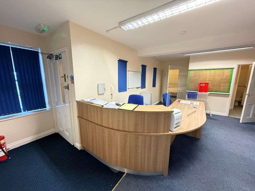 Property photo 2 of 10