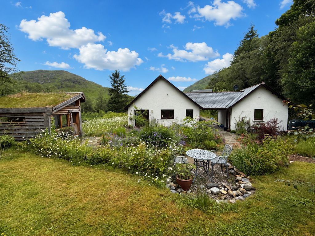 Property photo 1 of 40