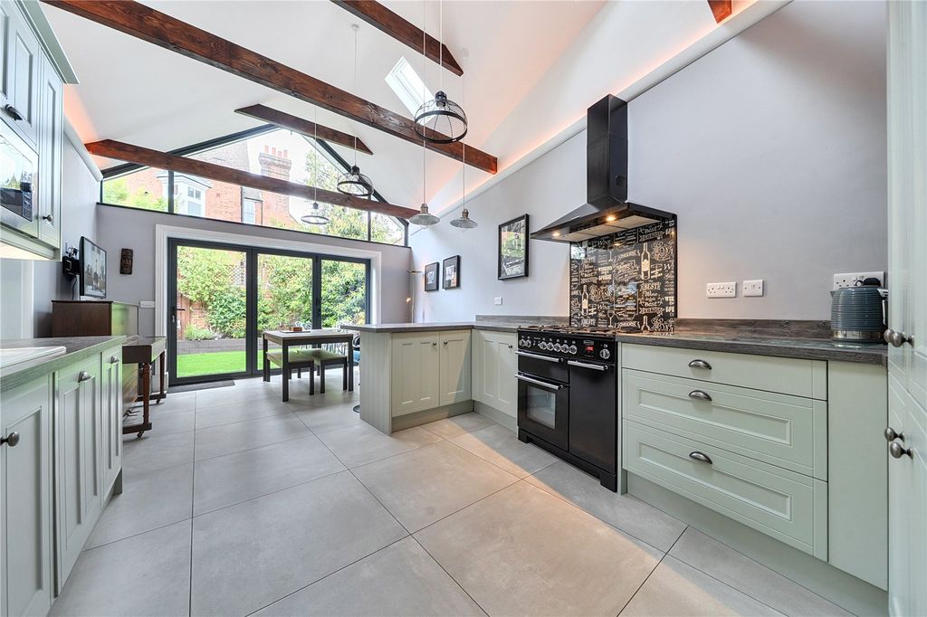 Property photo 1 of 5 Kitchen