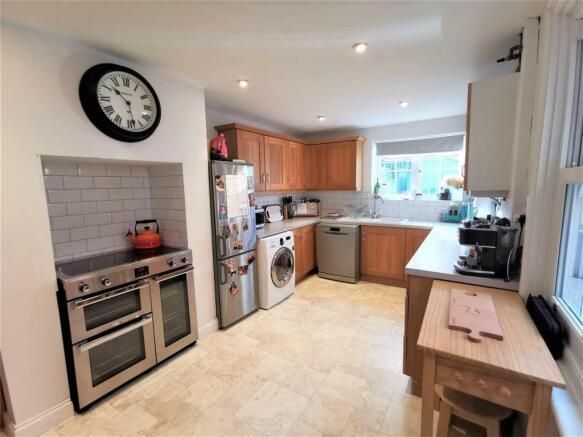 Property photo 2 of 12