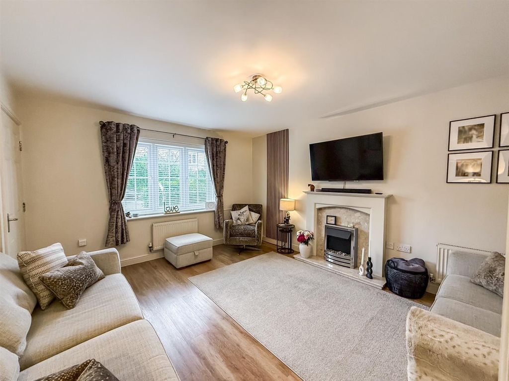 Property photo 2 of 19 10.Jpg