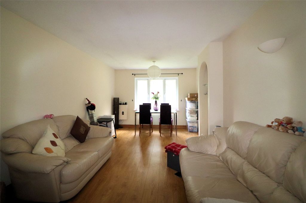 Property photo 2 of 10 Picture No. 16