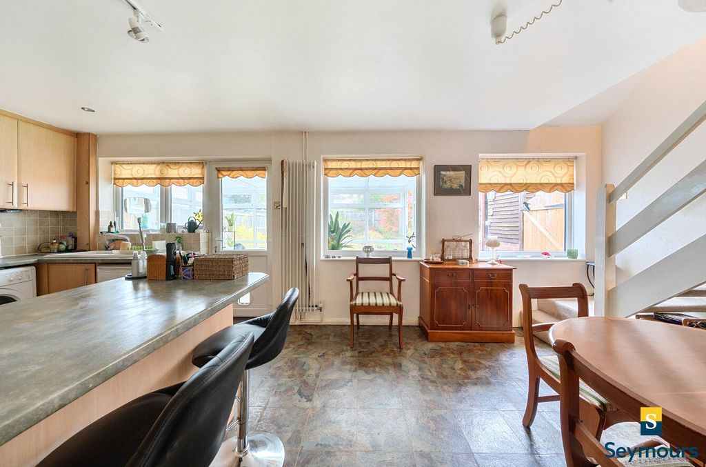 Property photo 3 of 13 Kitchen/Dining