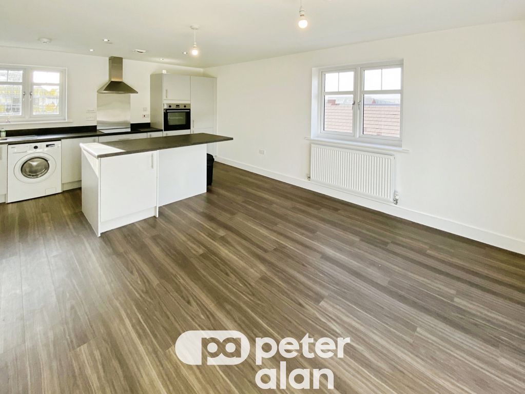 Property photo 2 of 16 Image