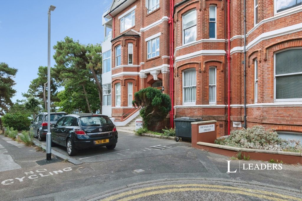 Property photo 1 of 18 Pbox-Img.Jpg