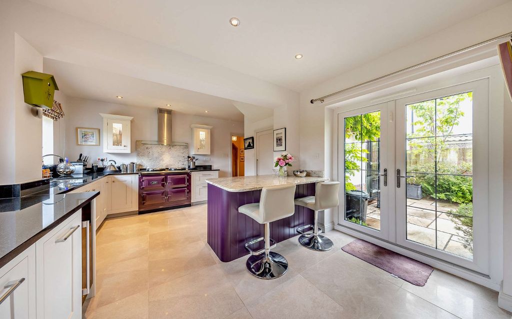 Property photo 2 of 13 Picture No. 07
