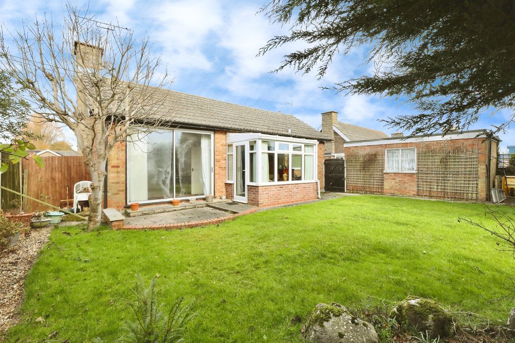 Property photo 2 of 13