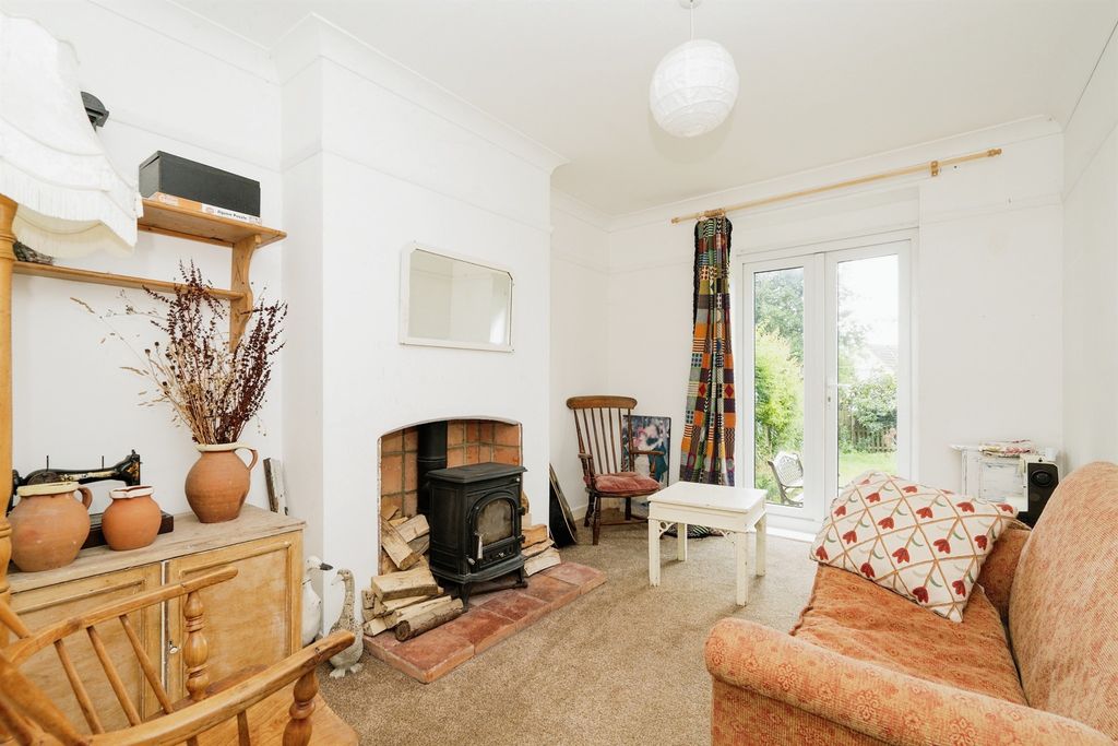 Property photo 2 of 15