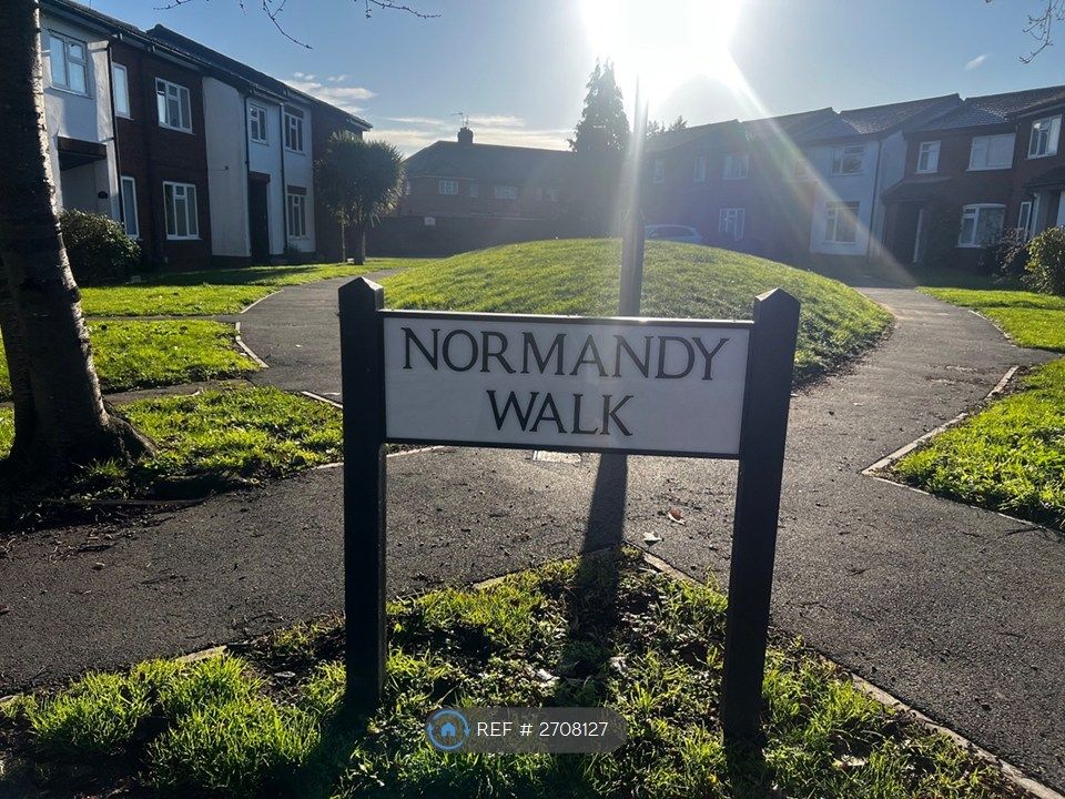 Property photo 2 of 23