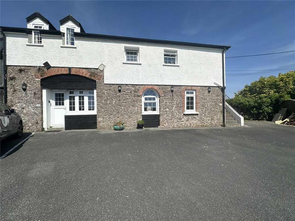 Property photo 2 of 13 Picture No. 02