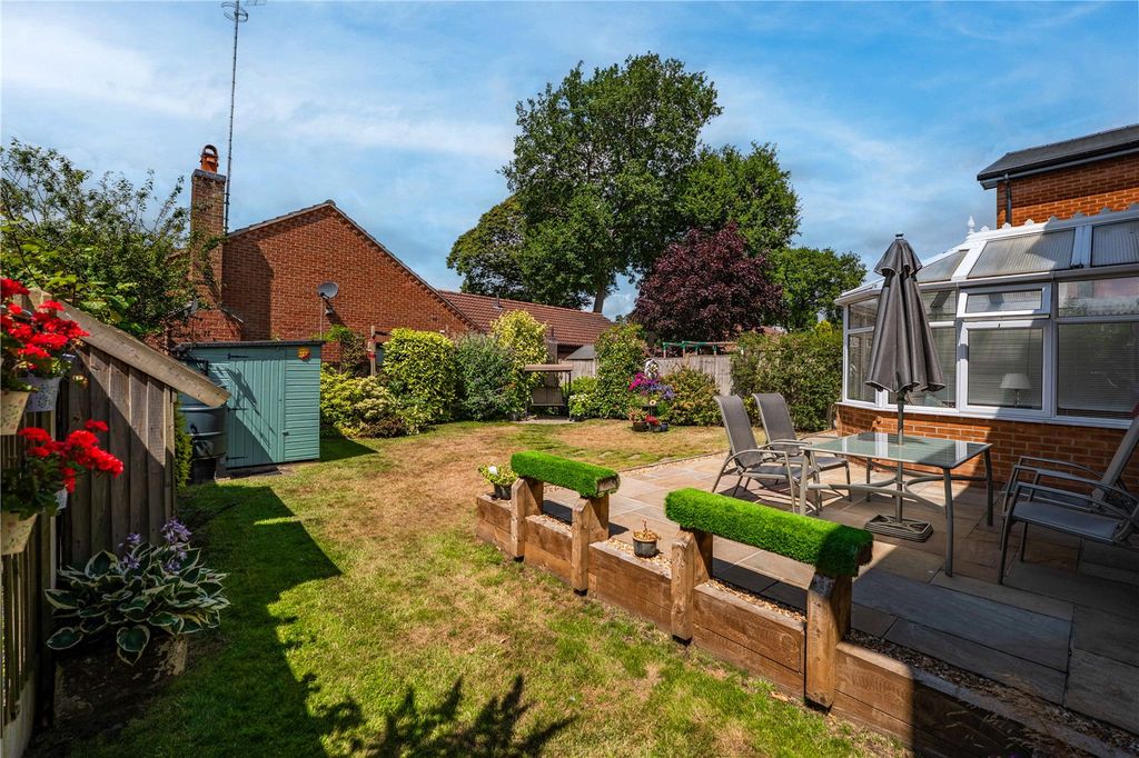 Property photo 3 of 33 Picture No. 39