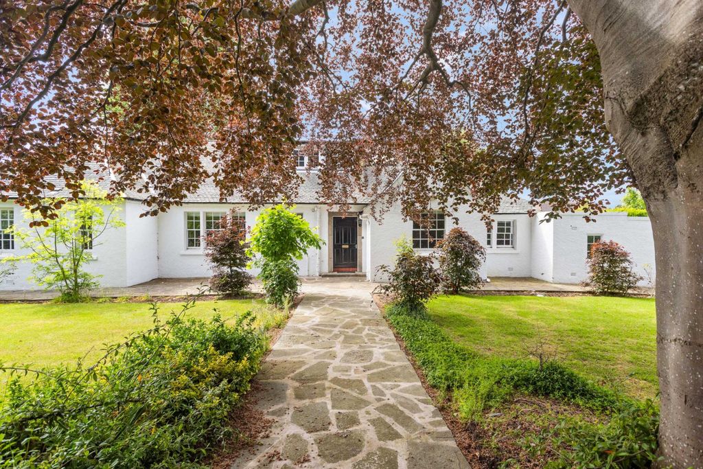 Property photo 1 of 47 Picture No. 79
