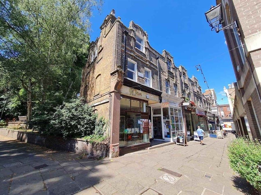 Property photo 1 of 4 1A Church Court Ext..Jpg