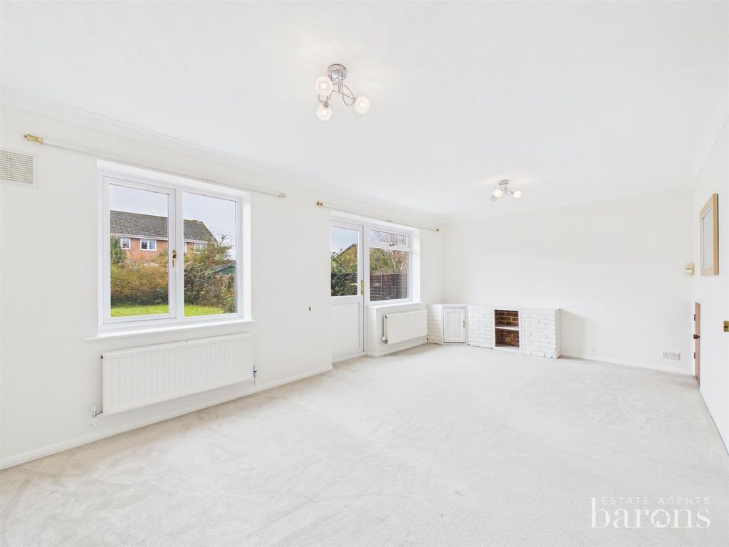 Property photo 2 of 14 Cam05500G0-Pr0128-Still002.Jpg