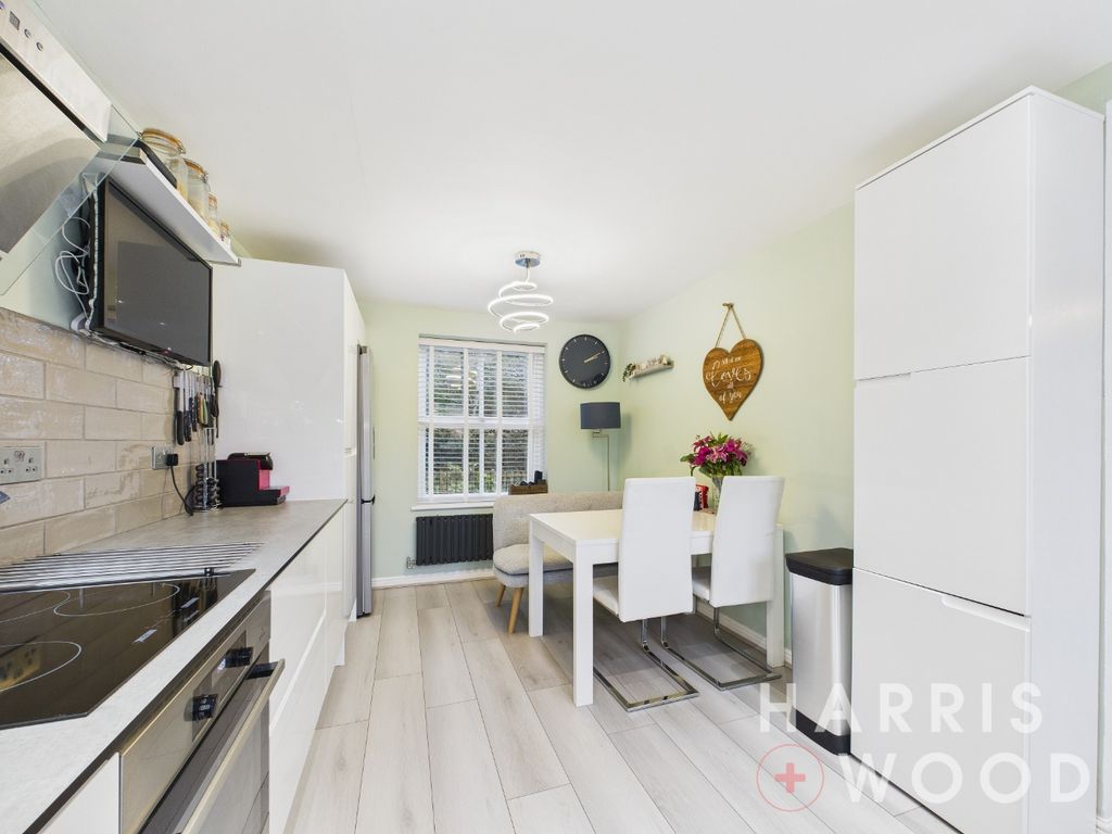 Property photo 3 of 25 4815075