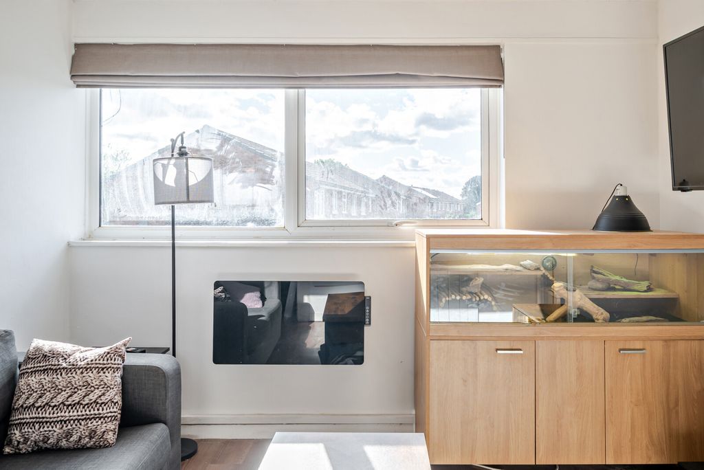 Property photo 3 of 10 1471273-1-6A21B04...