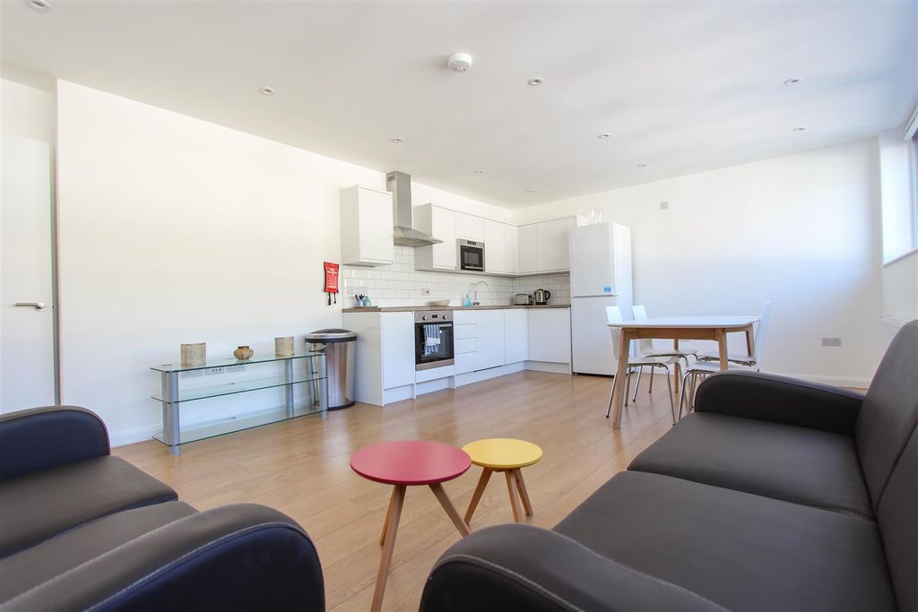 Property photo 3 of 13 Img_1817.Jpg