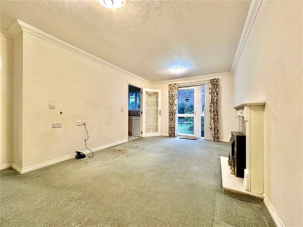 Property photo 2 of 10